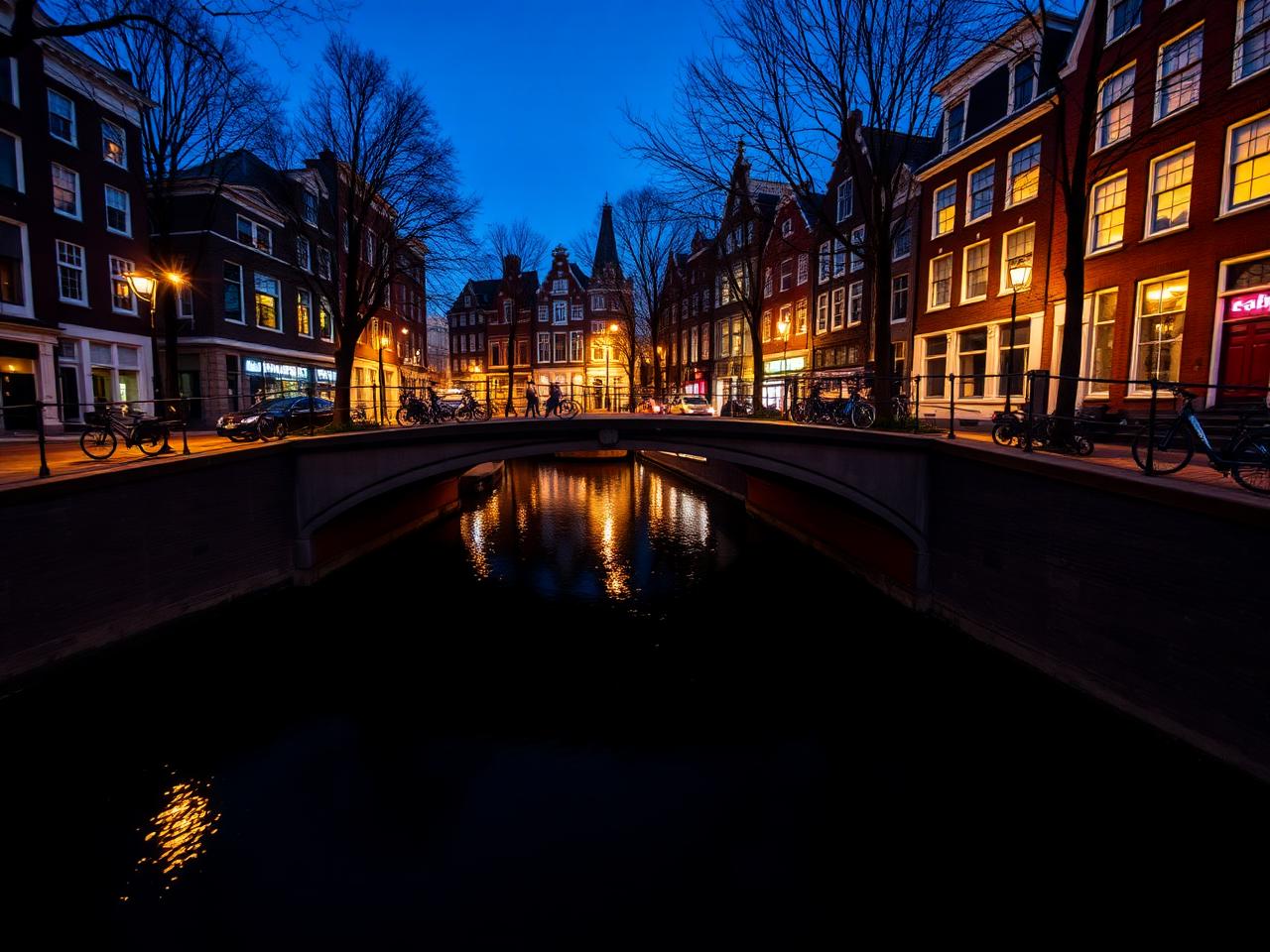 Canal Cruise
